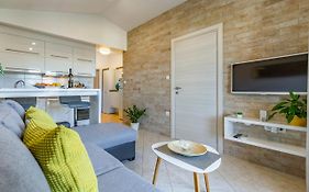 Apartments Denis 2